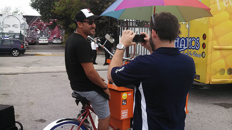 Speck at Miami Mini Maker Faire - Ramon taping a testimonial!