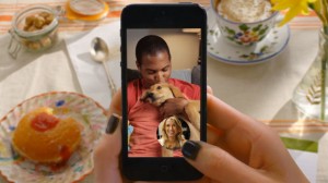 Snapchat adds text and video functionality
