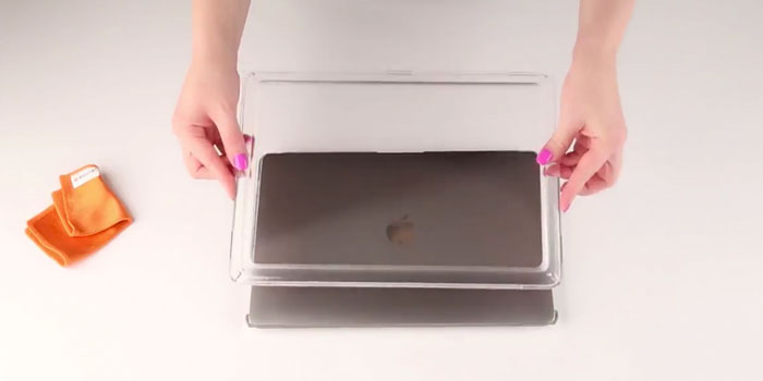 Image for How To Install and Remove Presidio Clear for MacBook cases by Speck Products